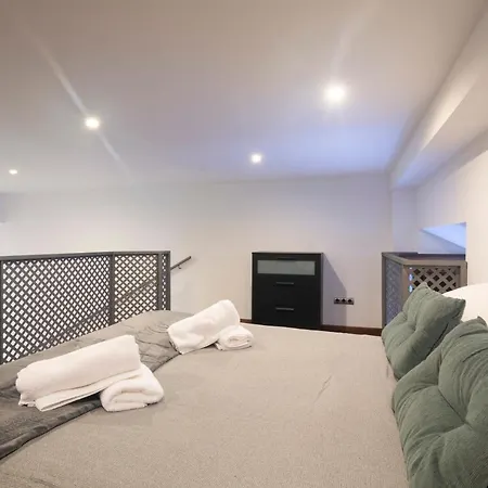 Palacio De Jeronimos