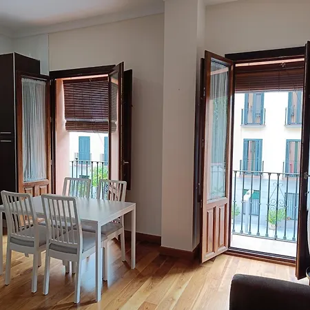 Palacio De Jeronimos Apartment