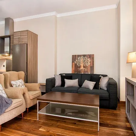 Aparthotel Palacio De Jeronimos 4*