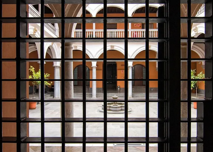 Palacio De Jeronimos